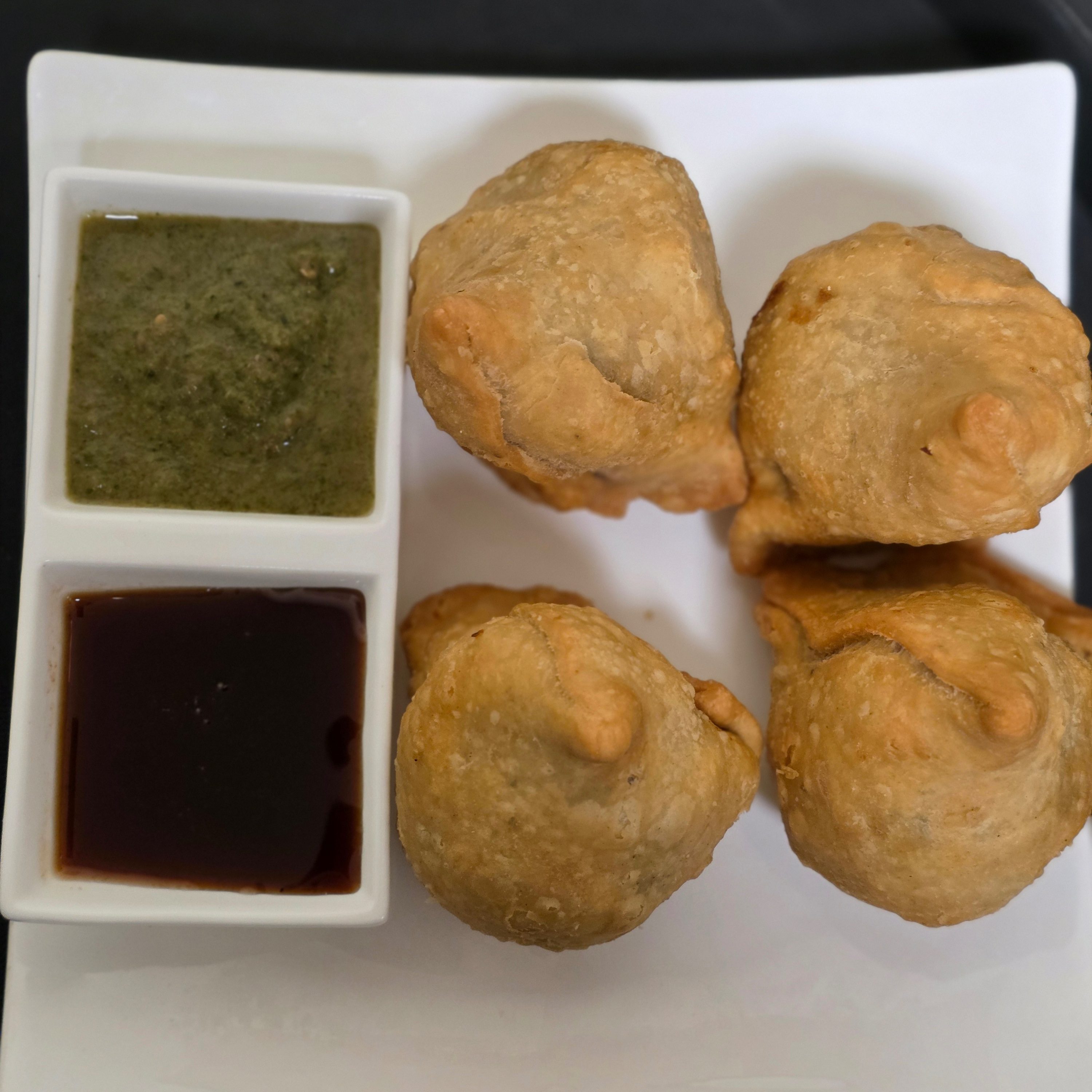 Vegetable Samosa.